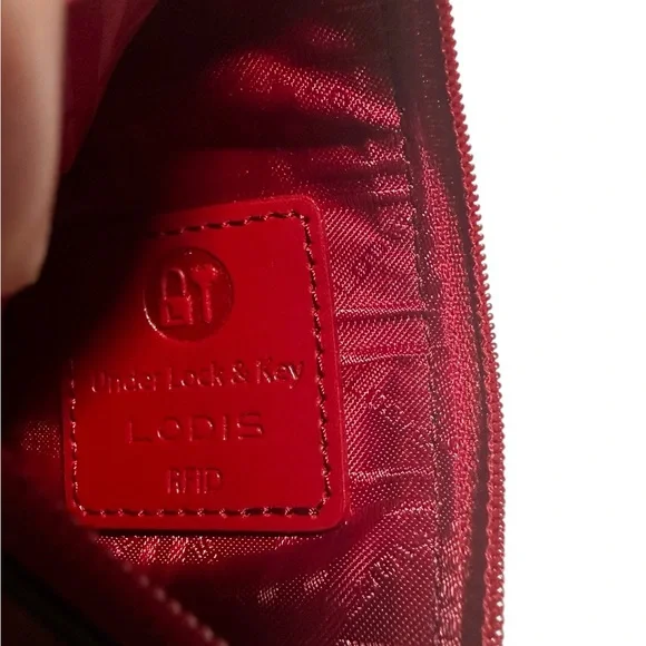 Lodis Audrey Slim RFID 5" Credit Card Case with Zipper Pocket in red. NWOT - Picture 4 of 8